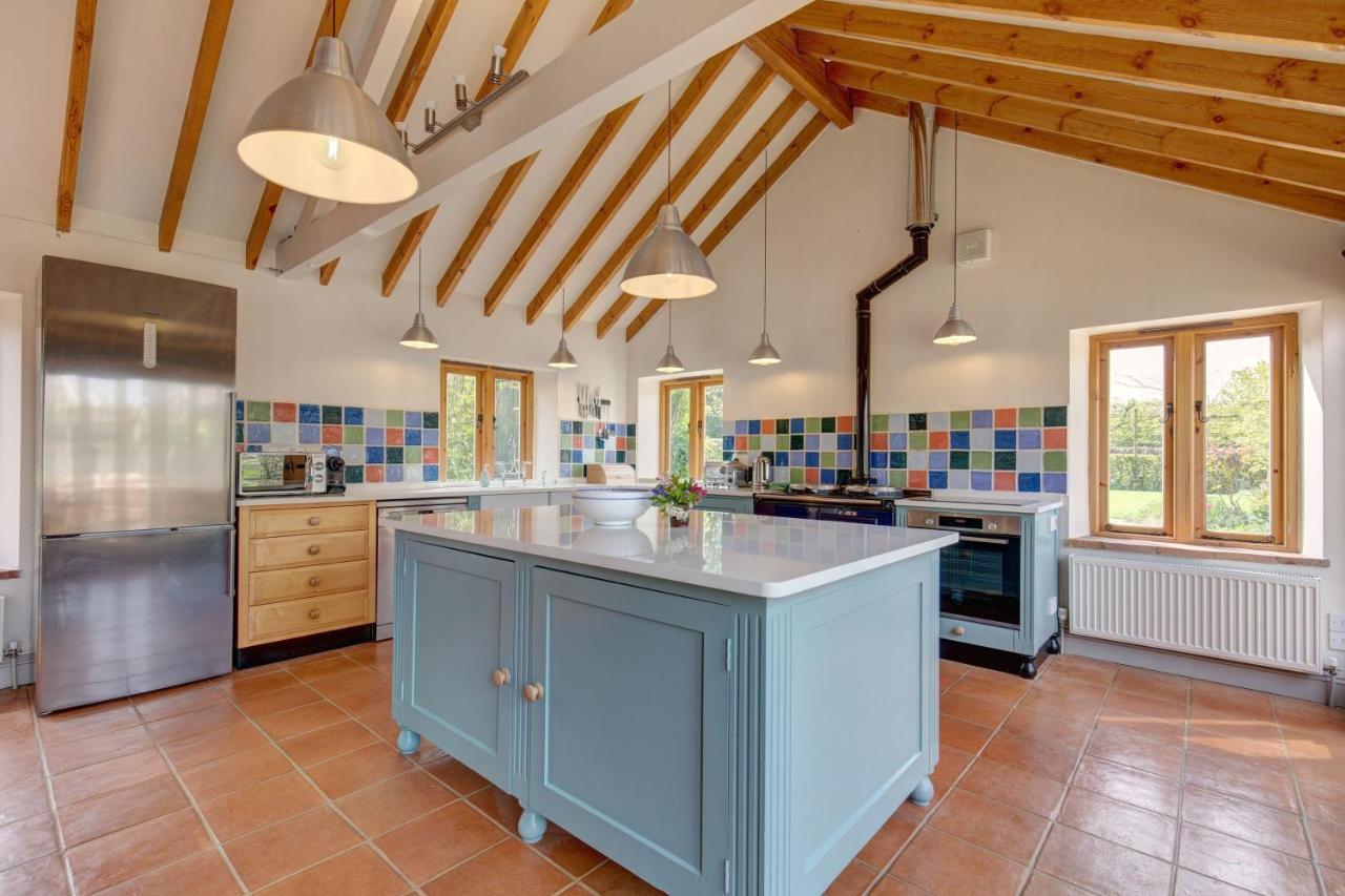 Villa Williams Barn West Beckham Exterior foto